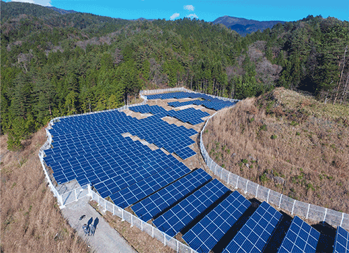 Foto de Gifu Nakatsugawa, planta de energía solar en Japón